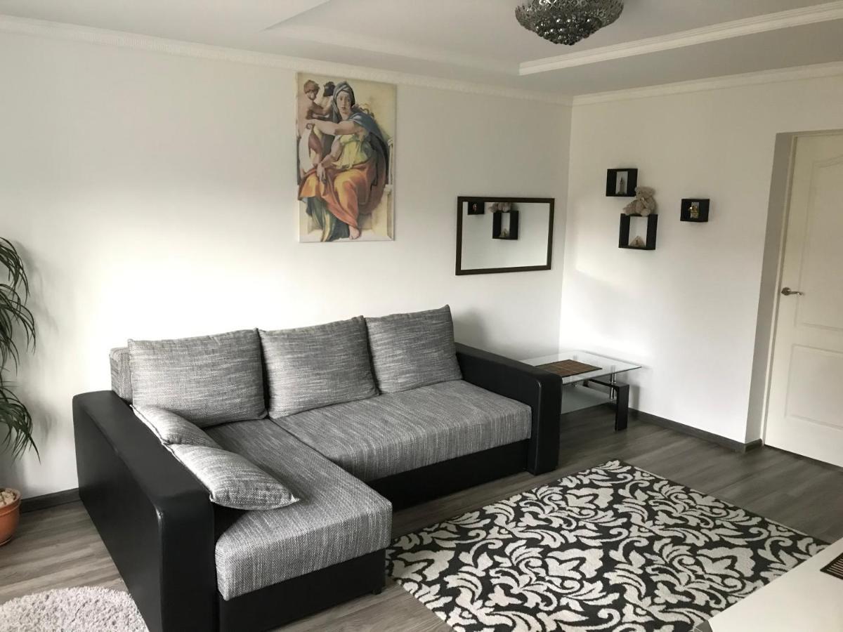 Fine Apartment เยลกาวา ภายนอก รูปภาพ